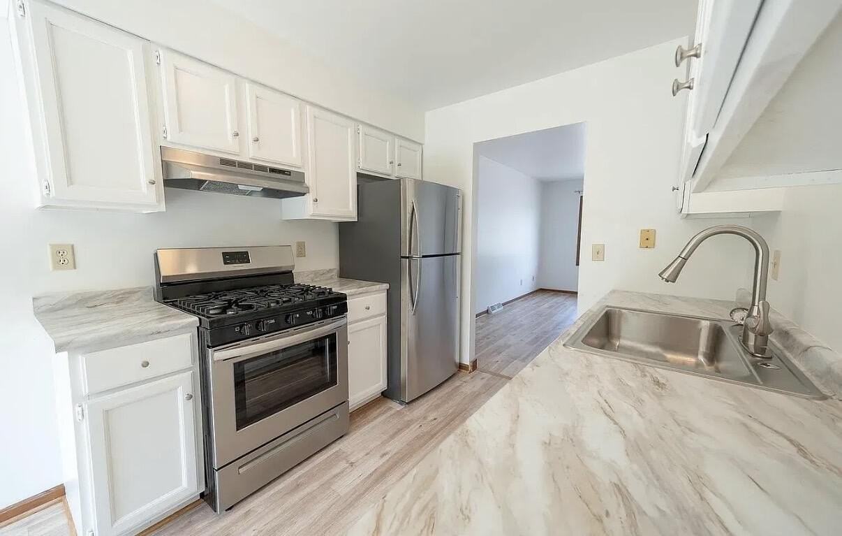 707 Thomas St #707 - Photo 5 of 14