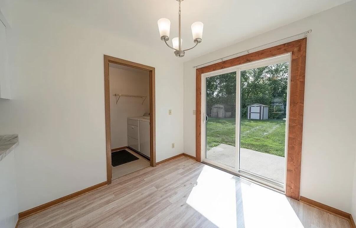 707 Thomas St #707 - Photo 7 of 14