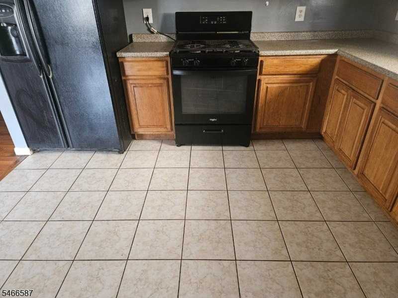 88 Hillside Ave - Photo 6 of 13