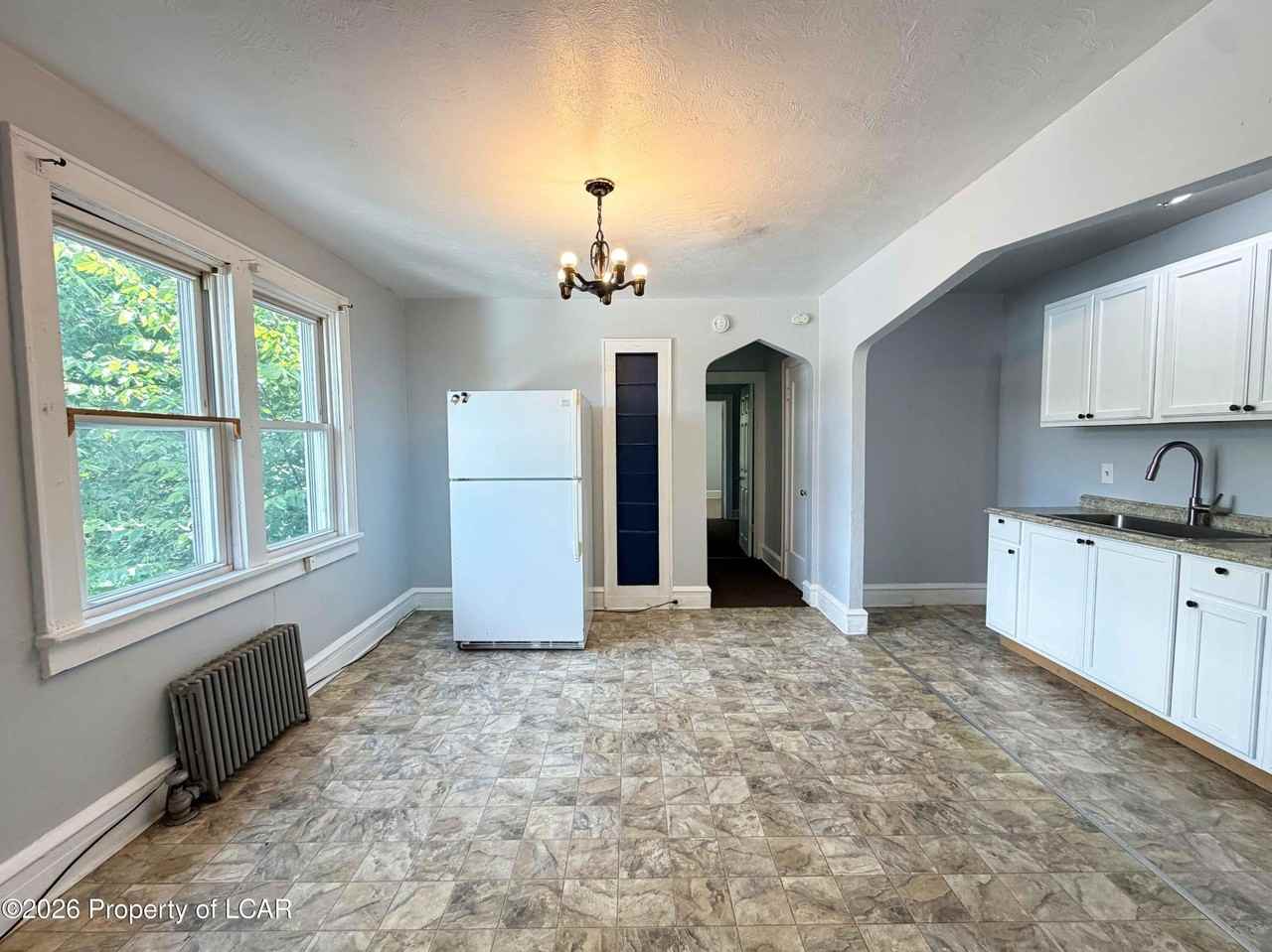 371 Blackman St #2 - Photo 4 of 8
