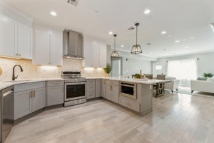 446 Grand Ave #5 - Photo 1 of 1