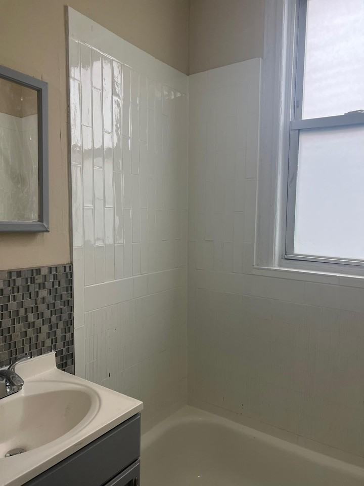 31 Carlton Ave #5 - Photo 5 of 16