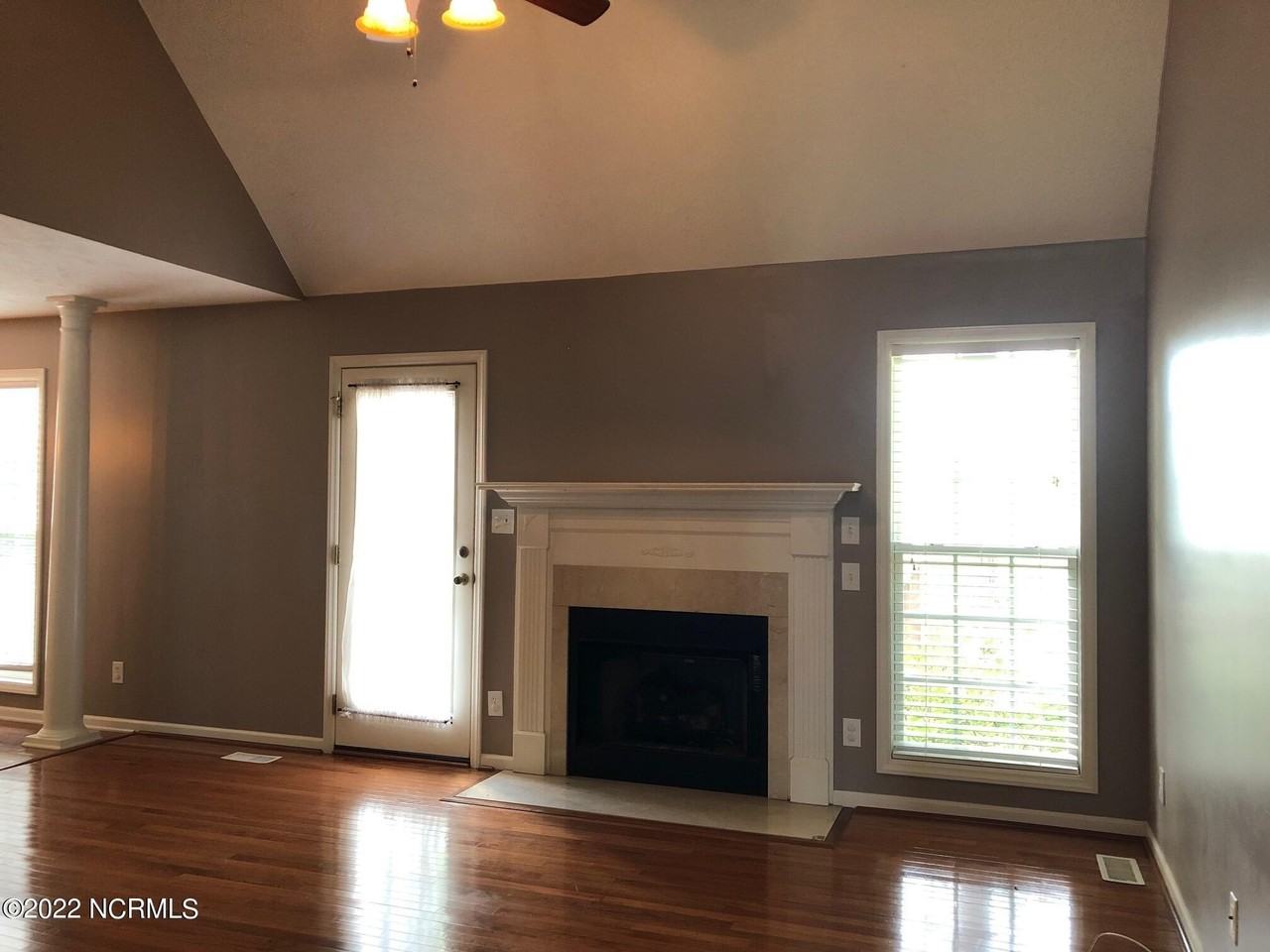 1000 Magnolia Dr - Photo 3 of 25