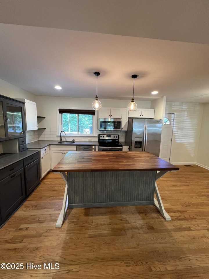 505 W Maine Ave - Photo 6 of 15