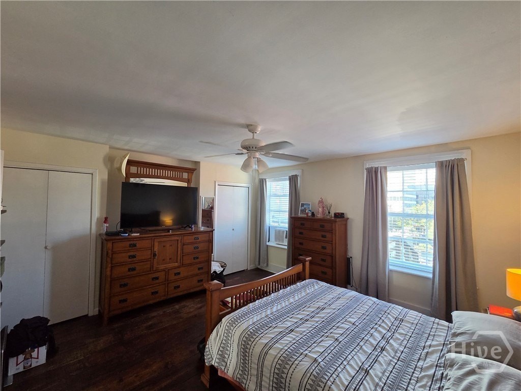 124 E Harris St #4 - Photo 7 of 12