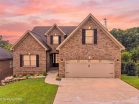 1833 Rockford Ln - Photo 1 of 1