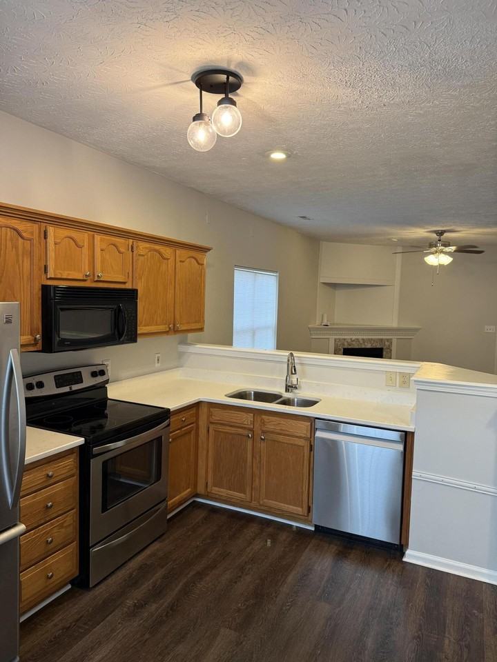 2460 Checkerberry Dr - Photo 3 of 21