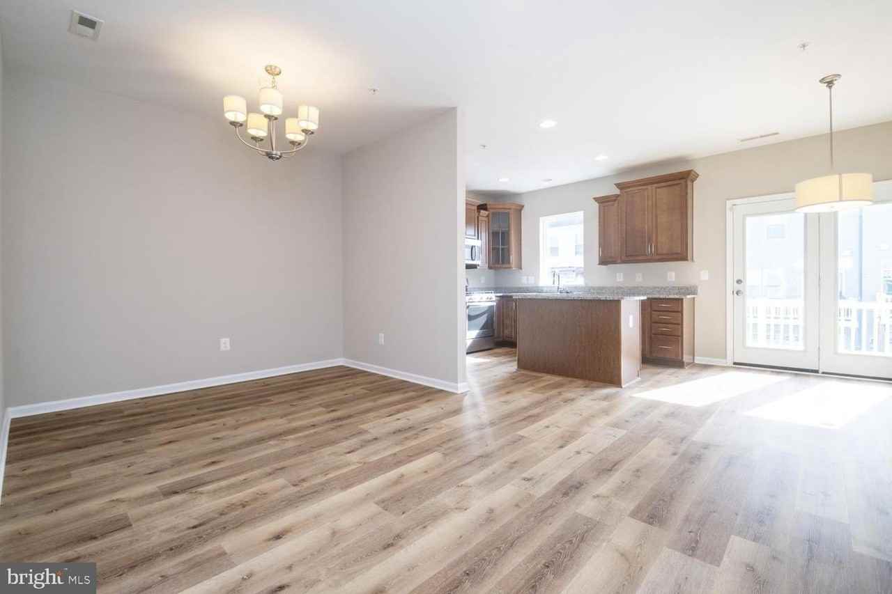 1132 Red Hawk Way - Photo 3 of 27