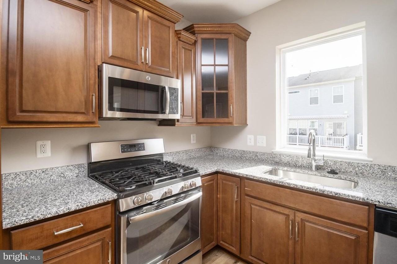 1132 Red Hawk Way - Photo 6 of 27