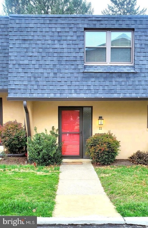 315 S Valley Forge Rd - Photo 2 of 20