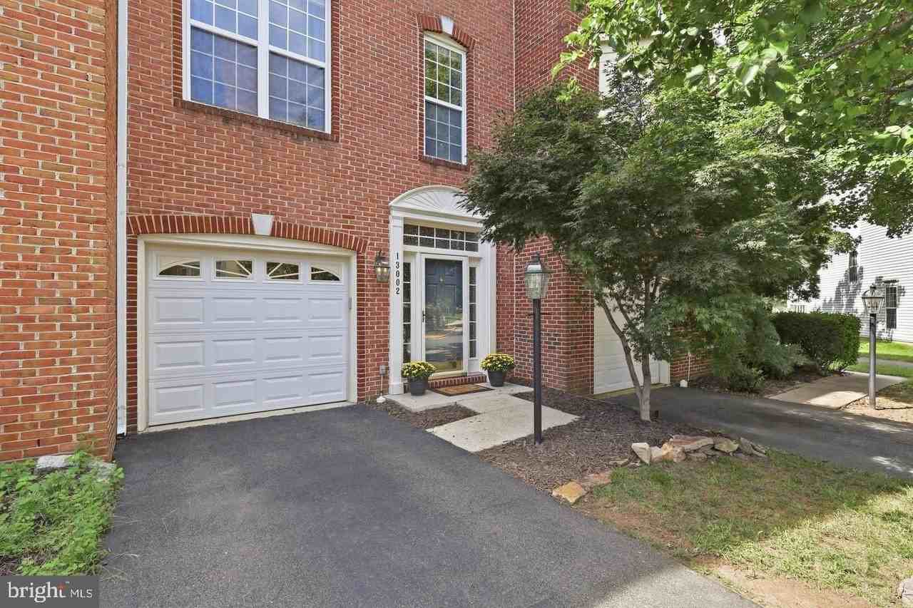13002 Park Crescent Cir - Photo 3 of 29