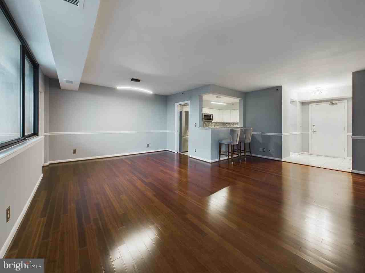 5501 Seminary Rd - Photo 3 of 40