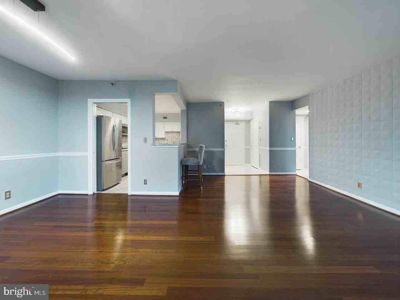 5501 Seminary Rd - Photo 5 of 40