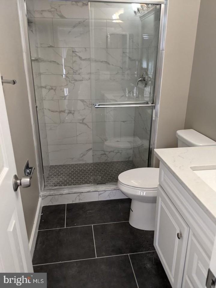 5821 Jacksons Oak Ct - Photo 7 of 13