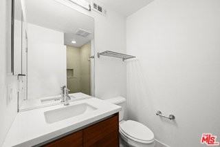 5907 Saturn St - Photo 3 of 8