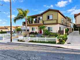 2516 Gates Ave - Photo 1 of 1