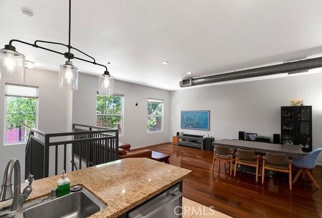 309 Metro Ct - Photo 5 of 8