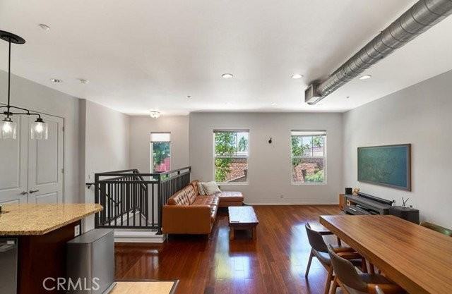 309 Metro Ct - Photo 6 of 8