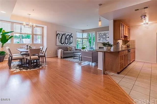 4170 Fair Ave #201 - Photo 2 of 8
