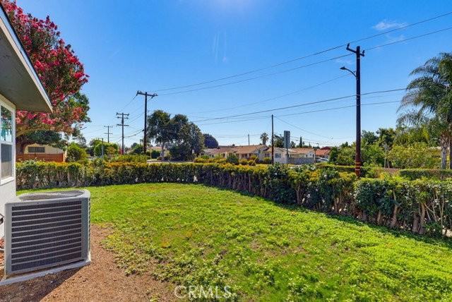 5105 Golden West Ave - Photo 3 of 8