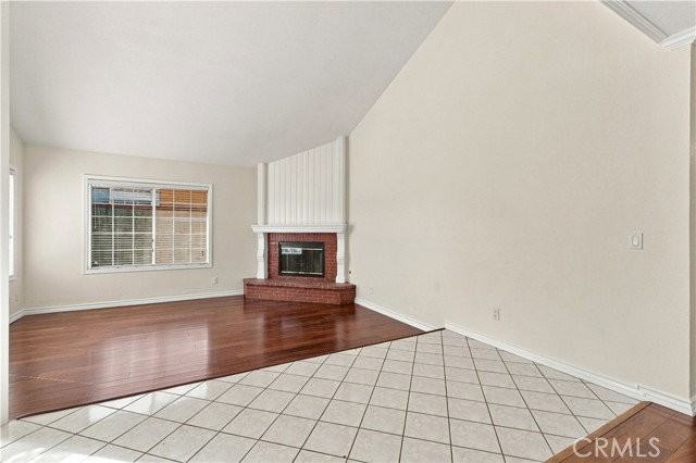 1223 Galemont Ave - Photo 4 of 8