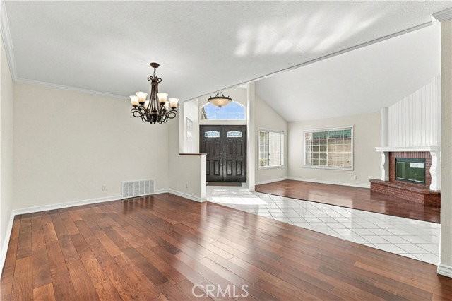 1223 Galemont Ave - Photo 5 of 8
