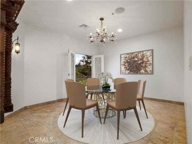 10827 Pacific View Dr - Photo 2 of 8