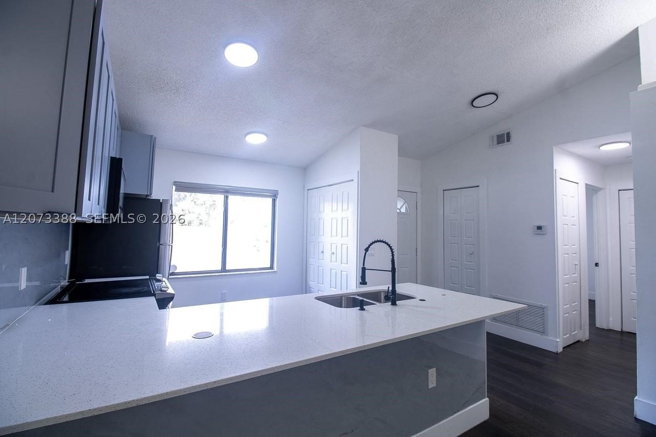 9952 Burl Way #1 - Photo 7 of 22