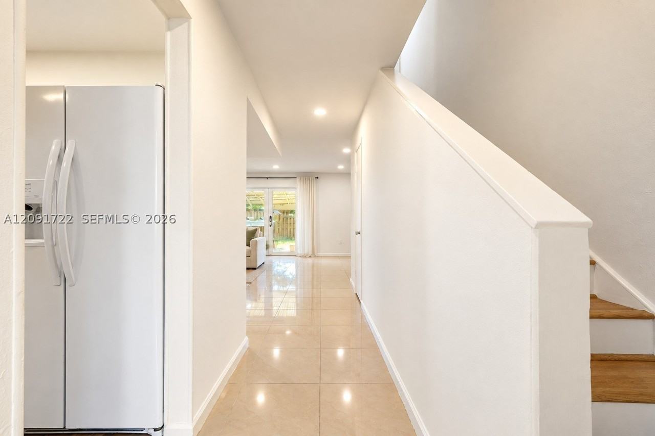 17086 Nw 55th Ave #0 - Photo 3 of 39