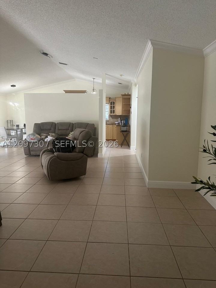 14650 Sw 161st St #0 - Photo 3 of 9