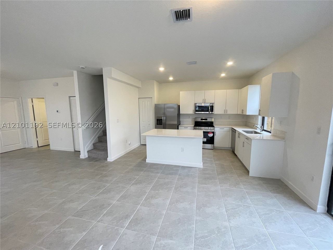 23087 Sw 131st Ave #23087 - Photo 3 of 31
