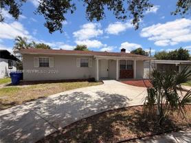 3011 N 74th Ave - Photo 1 of 1