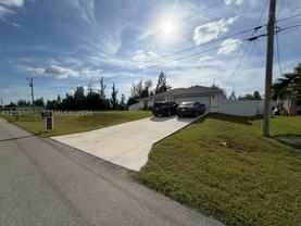 4034 Ne 9th Pl - Photo 1 of 1