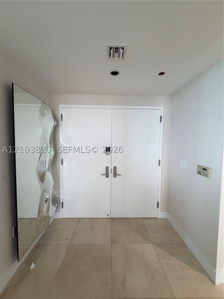 17121 Collins Ave #1608 - Photo 5 of 50