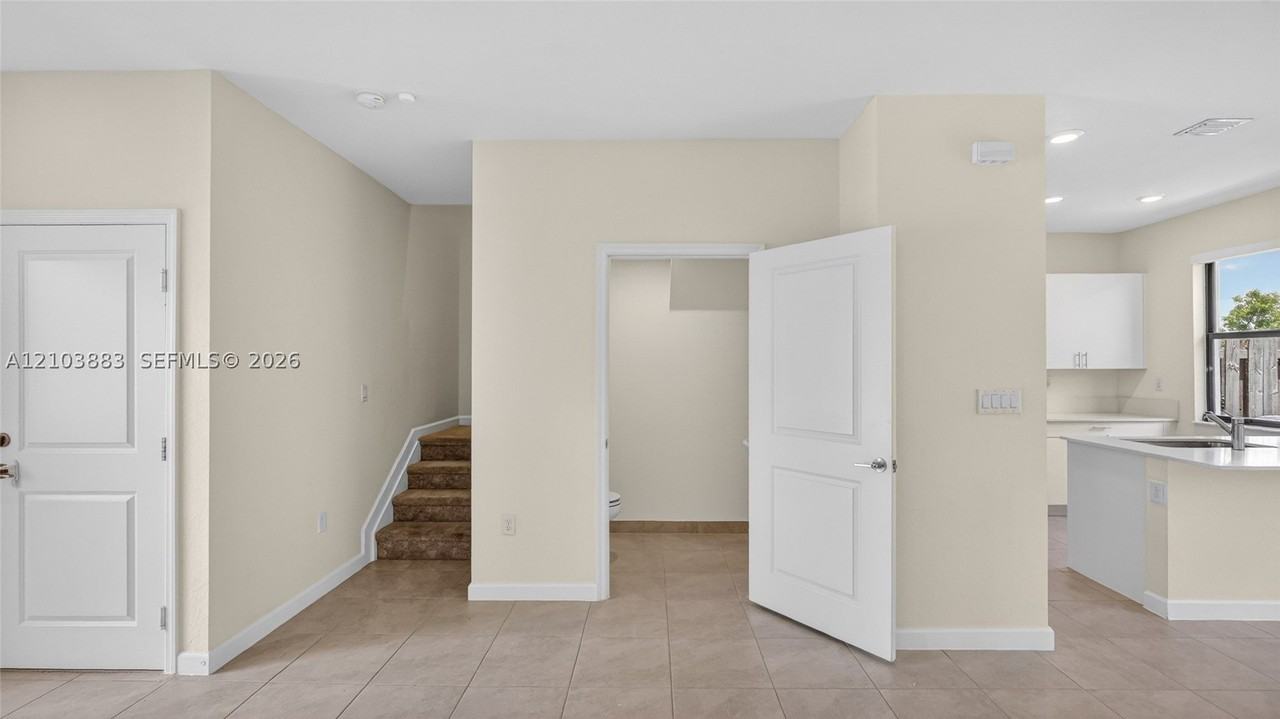 23441 Sw 129th Ave #23441 - Photo 5 of 46
