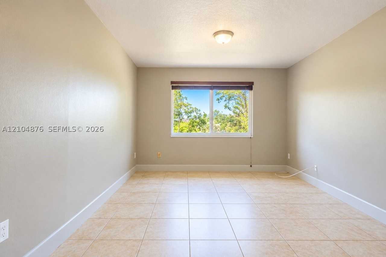 7860 Camino Real #L405 - Photo 6 of 13