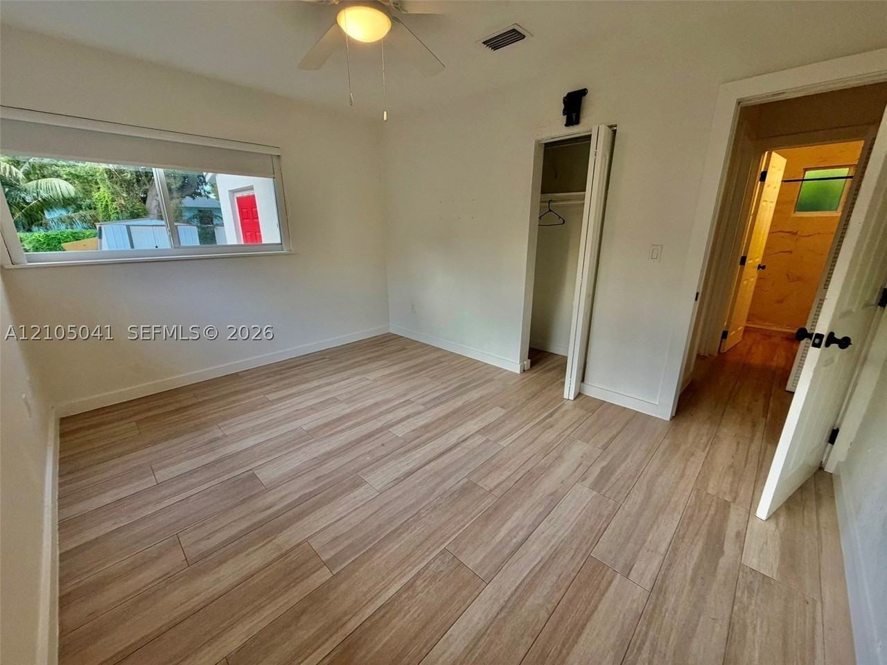 62 Nw 42nd St #62 - Photo 7 of 18