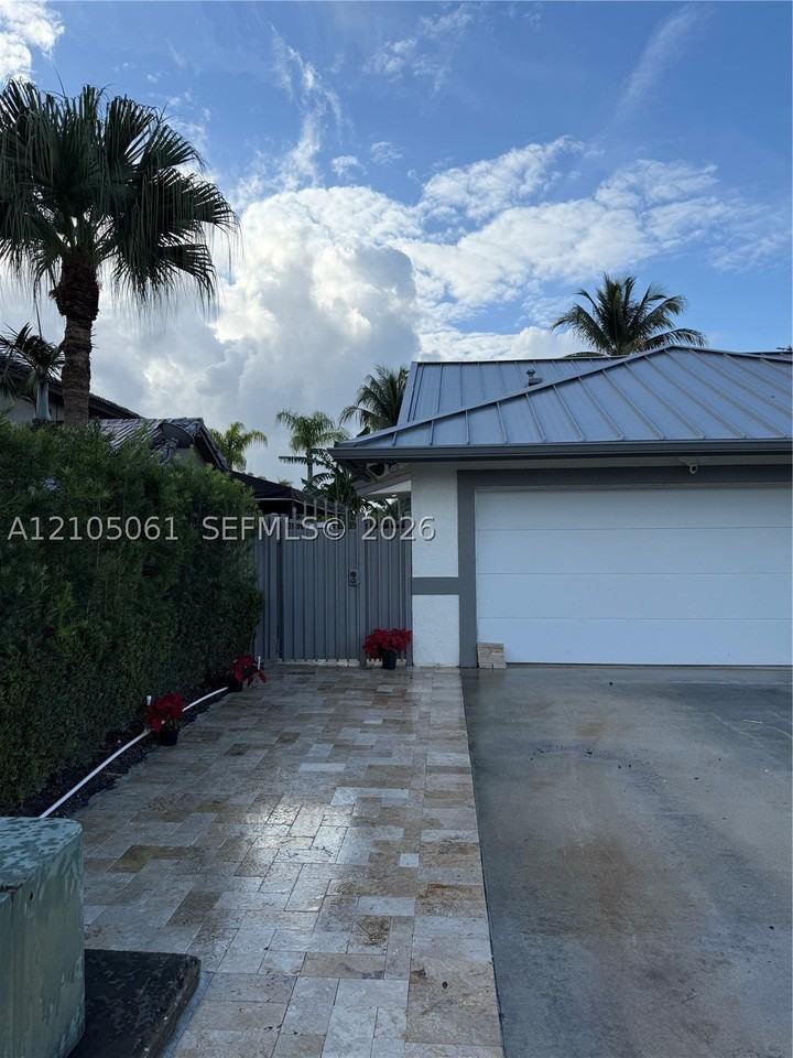 14766 Sw 168th Ter