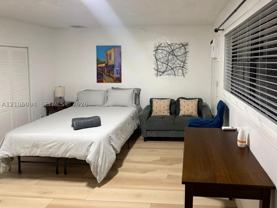 925 Sw 15th Ave - Photo 1 of 1