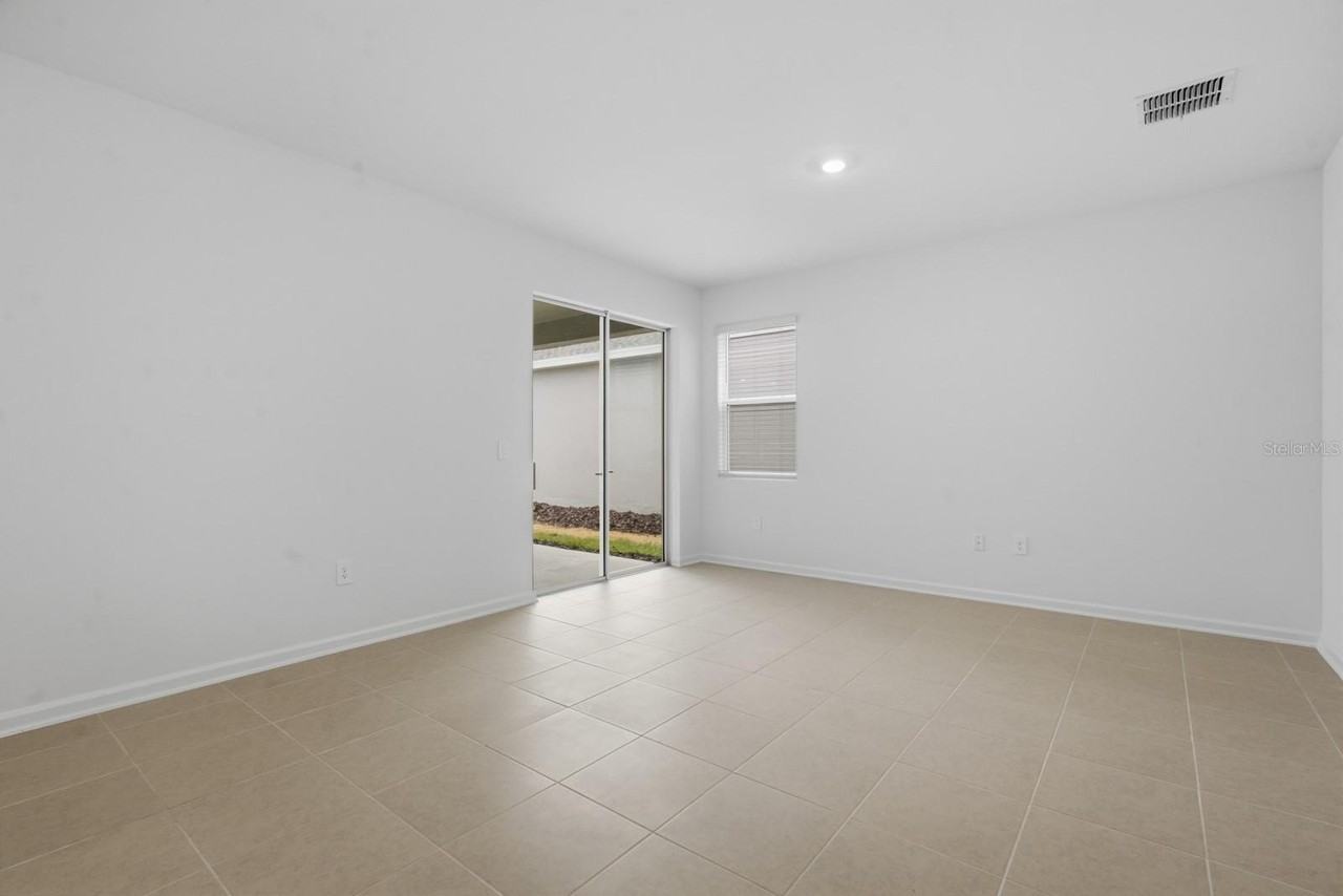 6076 Meditation Dr - Photo 6 of 34