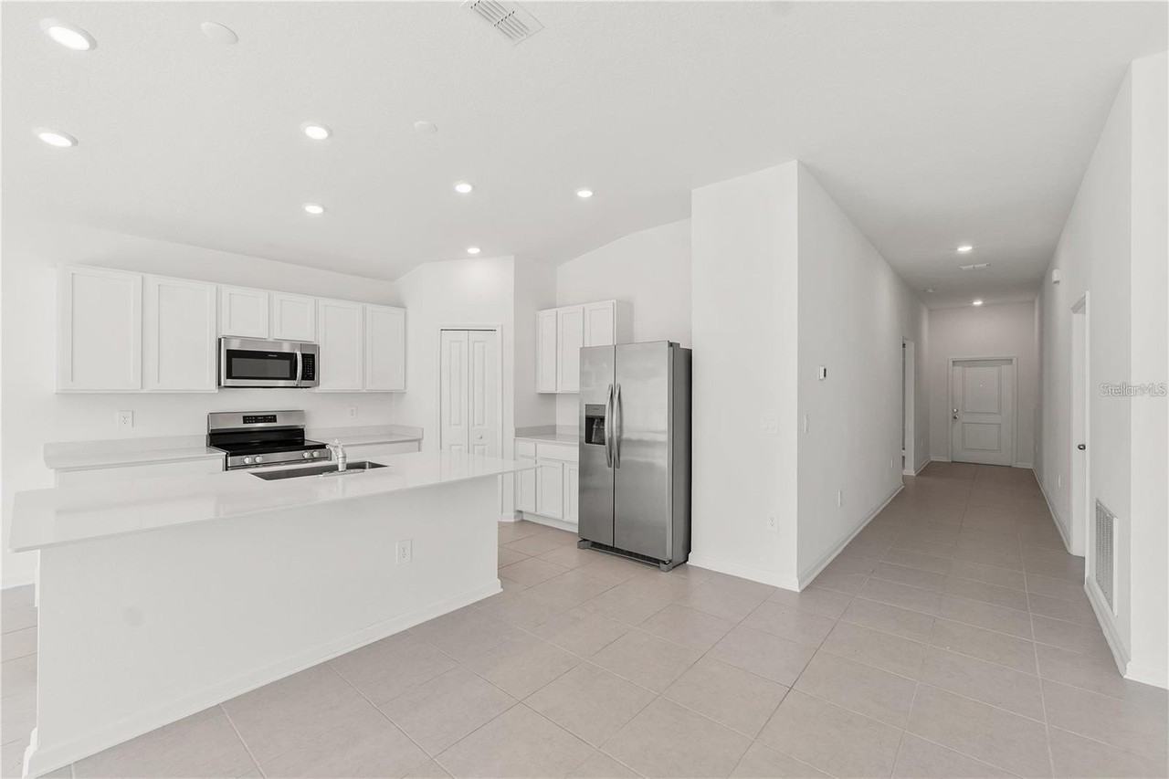 1667 Loxley Trl - Photo 5 of 35