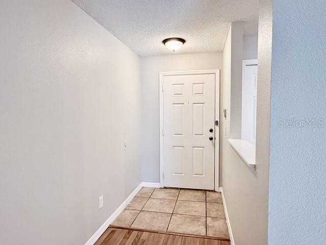 12720 Lexington Summit St - Photo 4 of 33