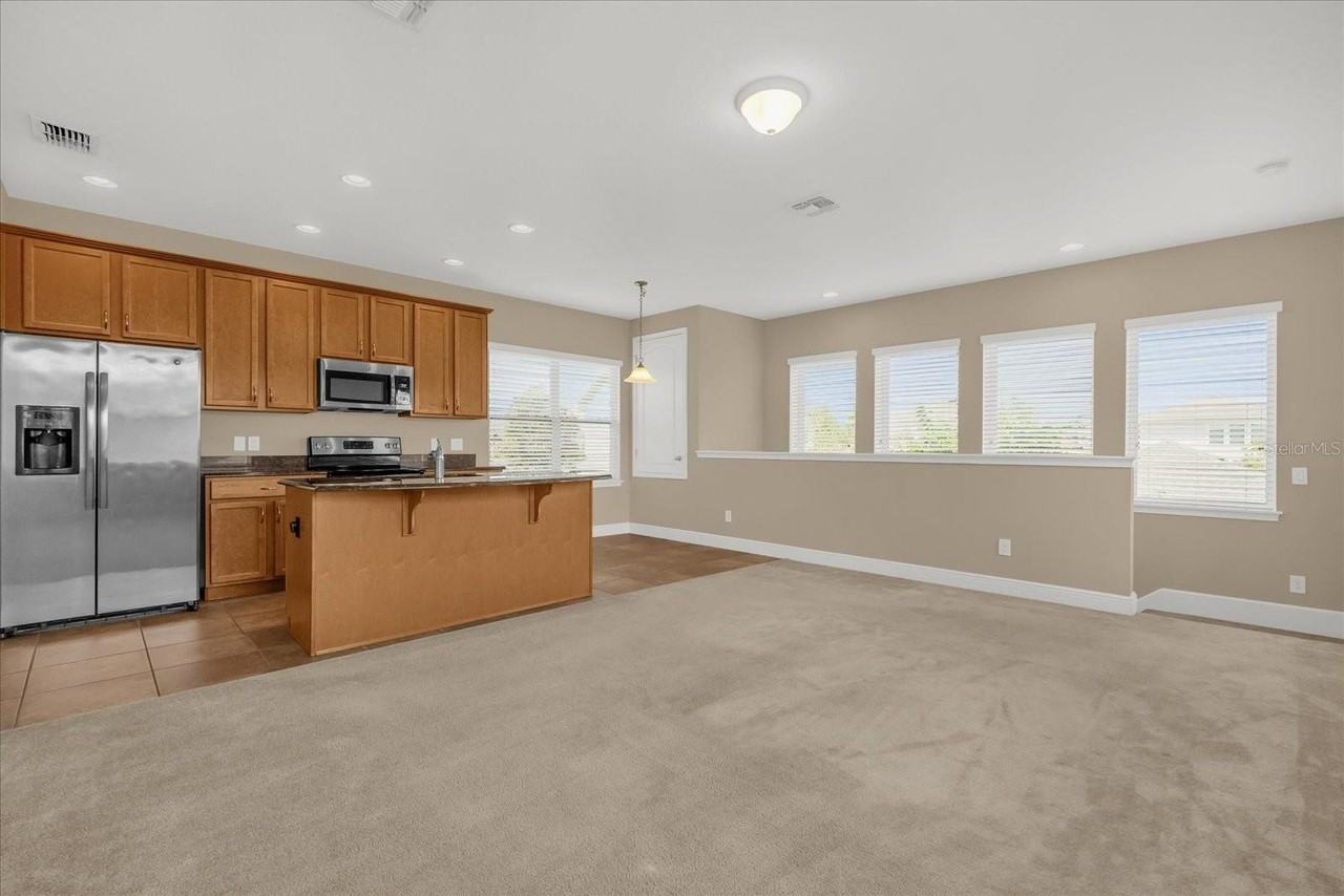 13779 Sachs Ave - Photo 4 of 27