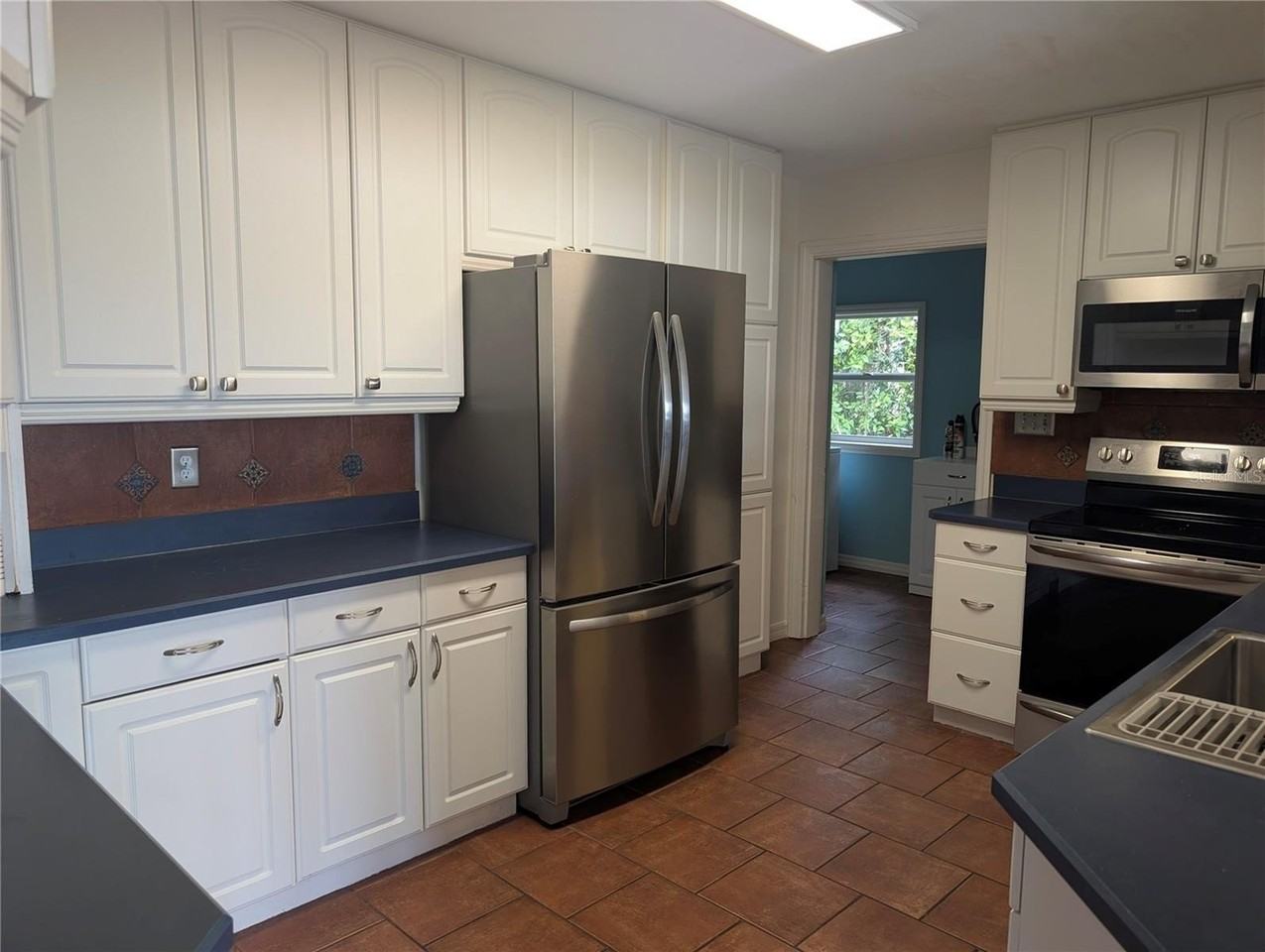 2712 Goldenrod Dr - Photo 5 of 24