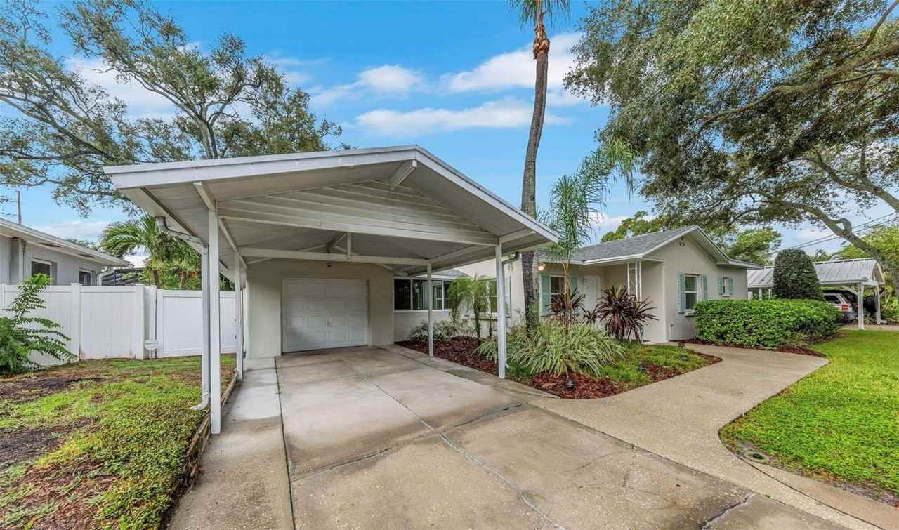 4204 W Palmira Ave - Photo 3 of 31