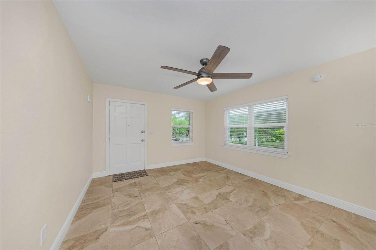 4204 W Palmira Ave - Photo 7 of 31