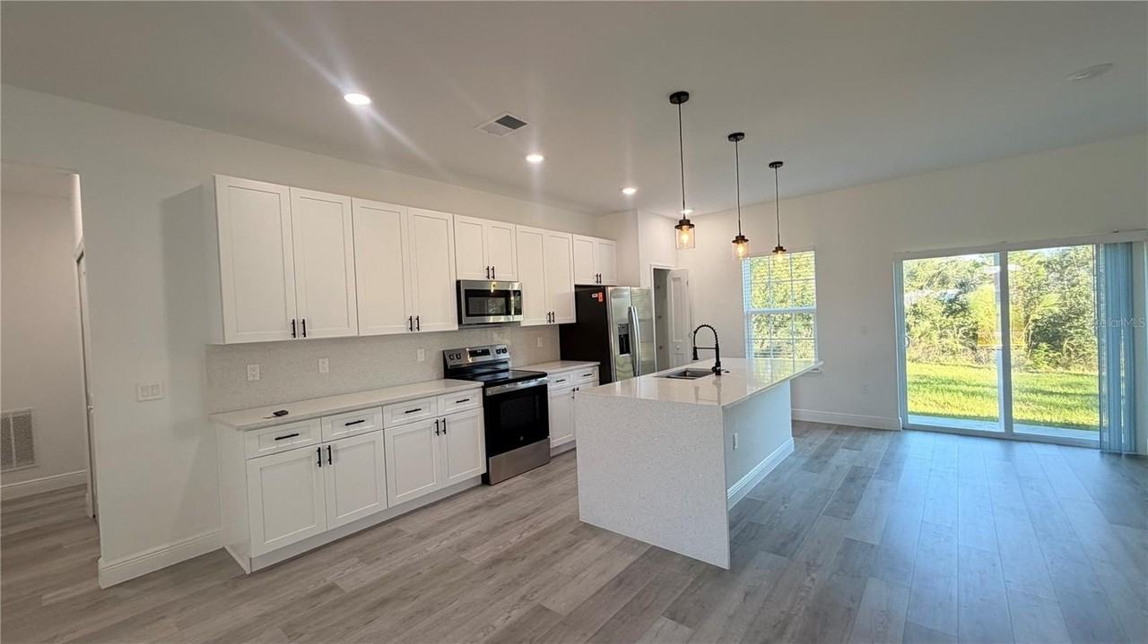 245 Marion Oaks Golf Rd - Photo 6 of 28