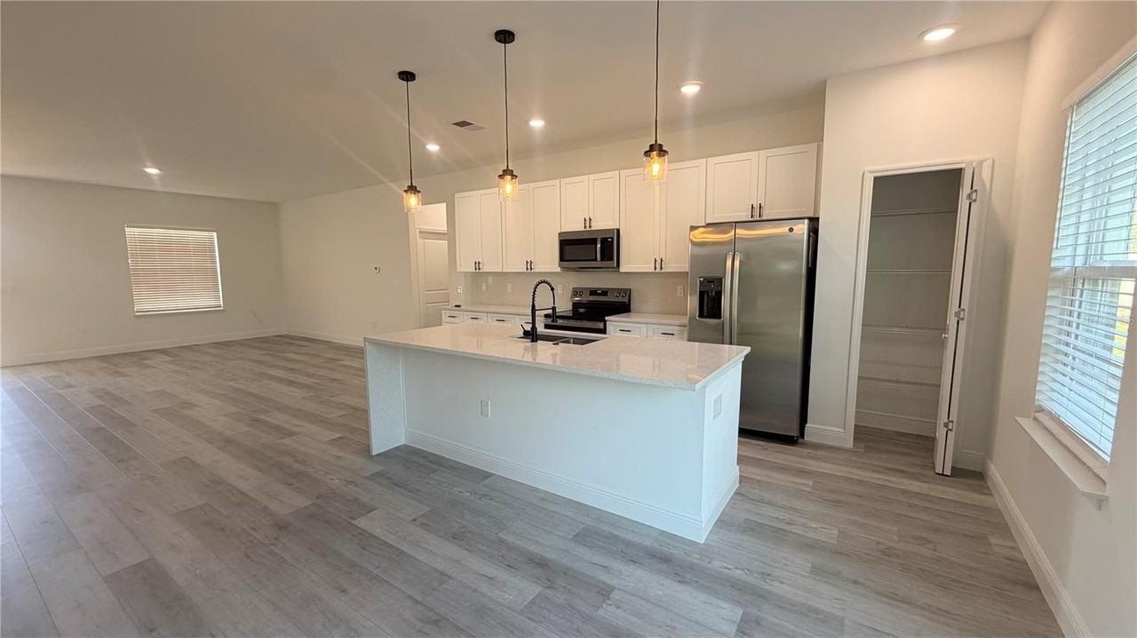 245 Marion Oaks Golf Rd - Photo 7 of 28