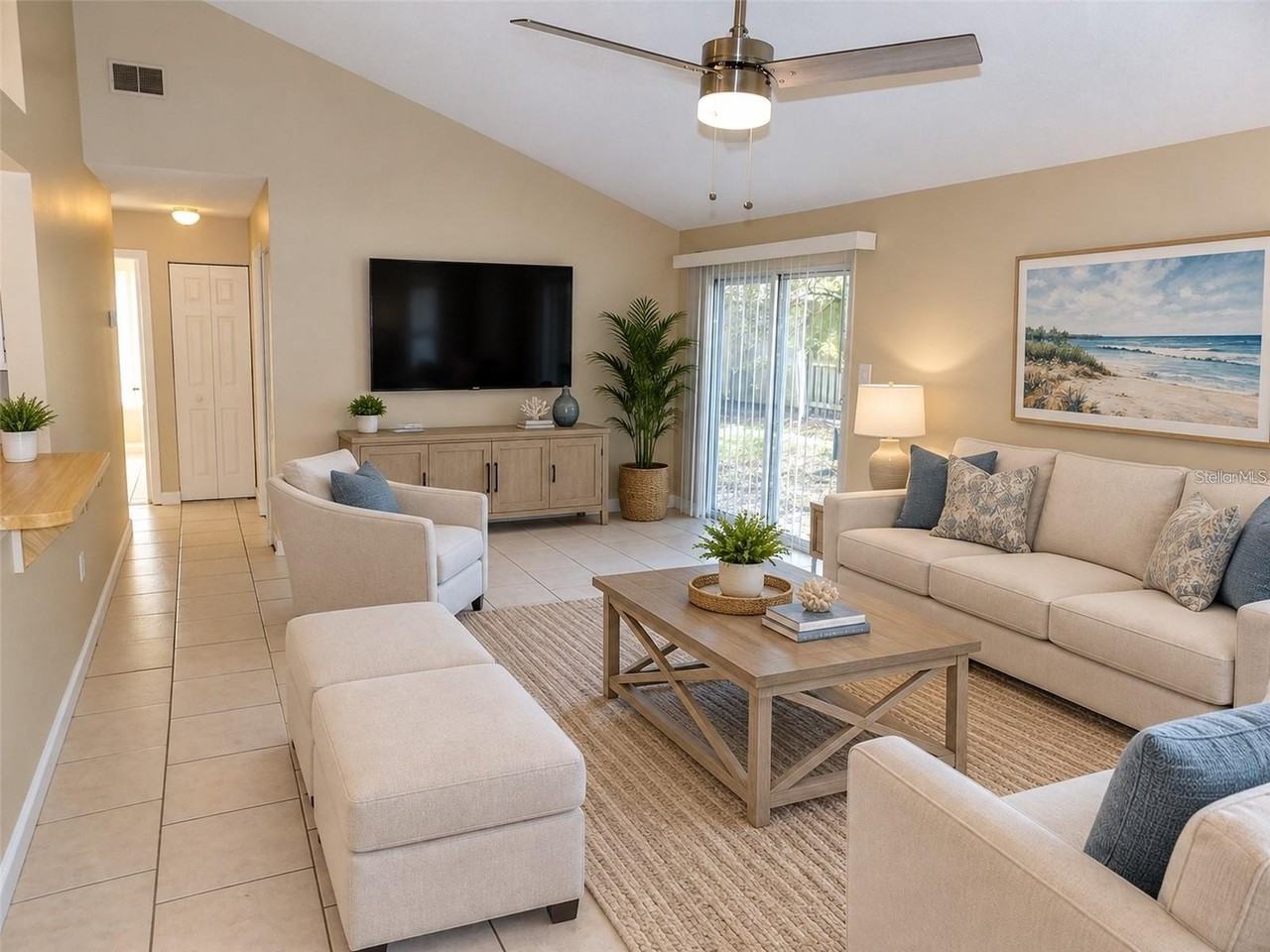 2698 Kavalier Dr - Photo 2 of 16