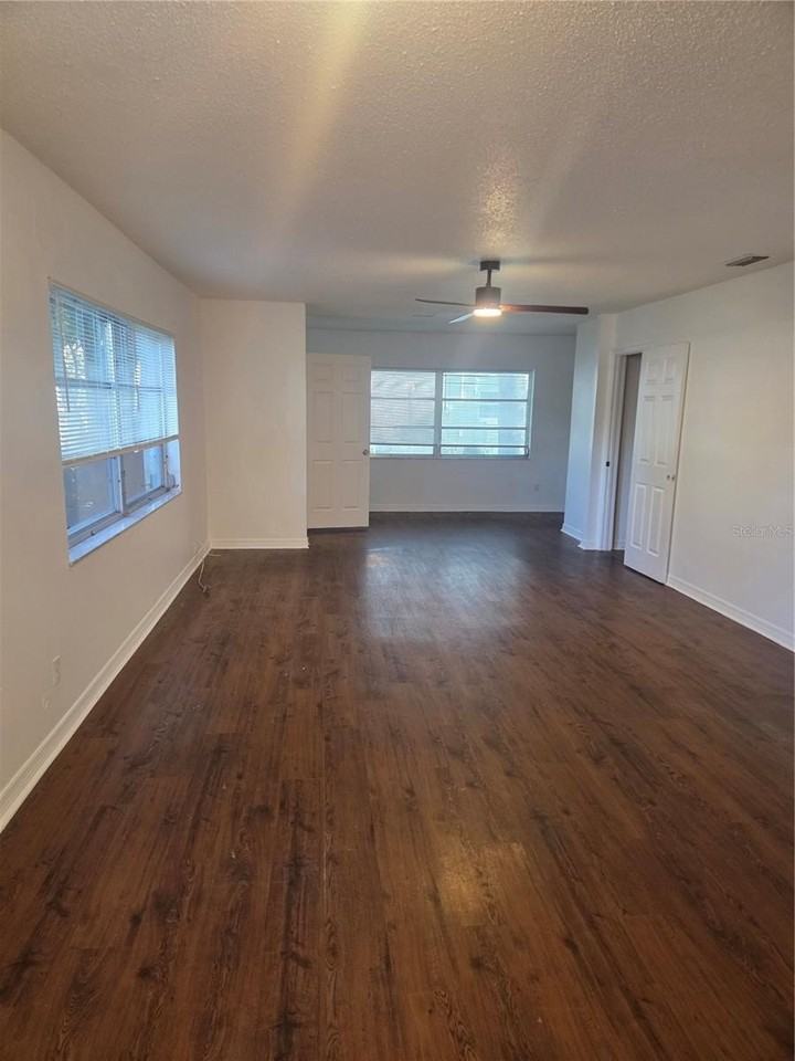 5051 75th Ave N #2 - Photo 3 of 11